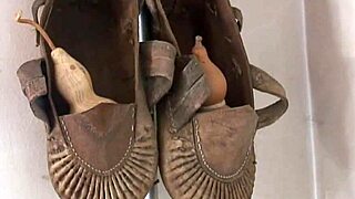 Watch Zhang Xiaoyu Show Off That Chinese Hairy Pussy In Fx 1 201104!