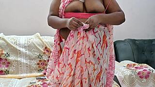 Indian Bhabhi Reveals Natural Tits During Webcam Session In Leaked Video