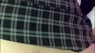 �hay no �porque me los hecho adentro ahora que hago con esta jovencita traviesa en el colegio!