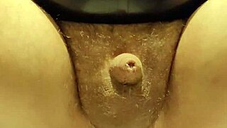 i feel so excited playing with latexi69 buttplug in my ass