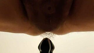 i feel so excited playing with latexi69 buttplug in my ass