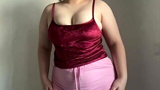 i need some help with stretching exercises from daddy in the room