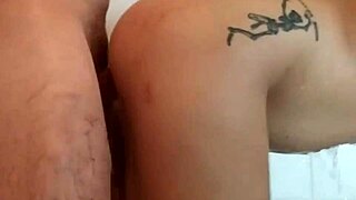 Hot sex in the bath with a latina, no condom! 😏💦