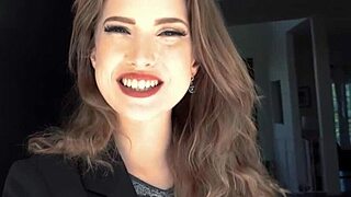 Redhead Realtor Octavia Red Best Bang For Buck