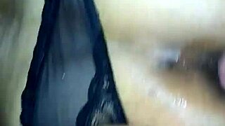 I lock you up before my boyfriend arrives