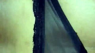 I lock you up before my boyfriend arrives