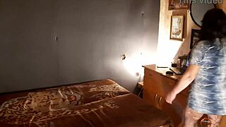 Klaudiaambergirl milf enjoys solo relaxation time