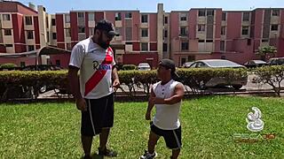 Un debut a lo grande el mini personal trainer le hace mover las nalgas a culona desesperada por sexo