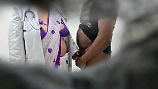 Indian doctor fulfills desires with patient 😏💋