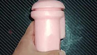 Kissy Mamada Y Después Sexo Lleno Toda Su Entrada Con Leche