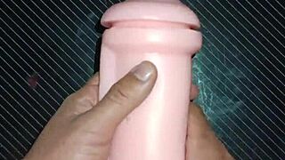 Kissy Mamada Y Después Sexo Lleno Toda Su Entrada Con Leche