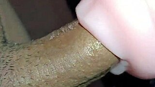 Kissy Mamada Y Después Sexo Lleno Toda Su Entrada Con Leche