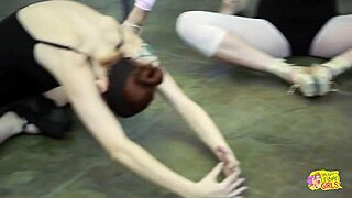 Naughty Blonde Enjoys While Two Friends Satisfy Her By Eating Her Wet Pussy