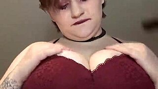 Striptease and suction vibrator cum with big natural tits squirting