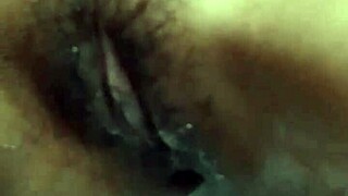 Desi Step Sister Ne Step Brother Ko Nanga Karke Nahalaya