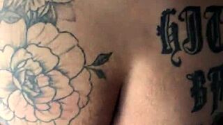 Grande bunda sendo fodida por novinho dotado