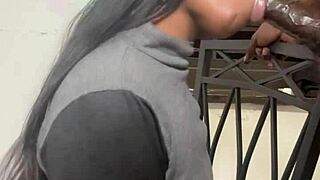 professional cock sucker makes me cum in two minutes