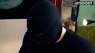 Big Dick Thief Gets Lucky with Horny Teen Marilyn Sugar - Let's Do It