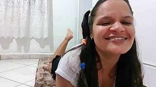 Brazilian Amateur Girl Shows Big Ass in Fetish Reality