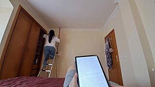 LATINA MAID WITH CREAMY PUSSY IN JEANS AND FLIP FLOPS IS SEDUCED WITH A MASSAGE