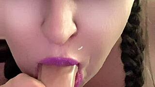 Kandy Kane Performs Amateur BBW Blowjob Deepthroat