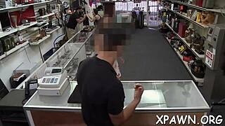 Sex in the shop with that skank 😏