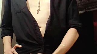 tutorial for shirt masturbation with cum control