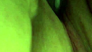 bbw squirts on toy closeup