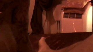 Geile Nutte Im Hamburger Puff Fickt Einfach Ohne Gummi Rum.