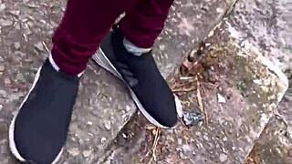 patricinha da buceta rosa subindo o morro louca de tesao pra dar a bucetinha