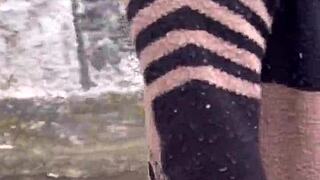 patricinha da buceta rosa subindo o morro louca de tesao pra dar a bucetinha