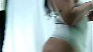 watch my ass clapping babies