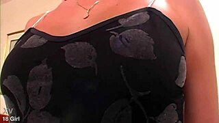 Simony Diamond Says I'm A Skanky Motherfucker Ready For Action