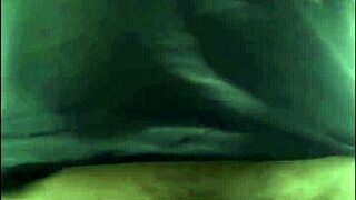 filipina has video sex call via whatsapp