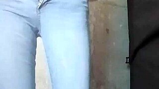 does my teacher send nudes? her tight vagina looks so sexy