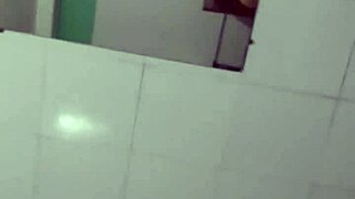 con mi amiga cogimos bien rico siganme y subo la primera parte