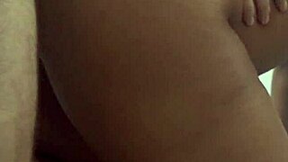 mi estudiante no se dio cuenta que la grabo mientras le cojo el culo