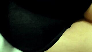 Doña mary in mini shorts at the gym