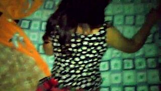 me culeo a mi prima en su cumpleaños le doy una buena montada