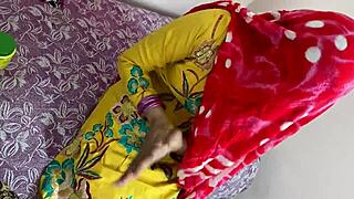 This desi villager bhabhi got fucked hard with hindi audio.