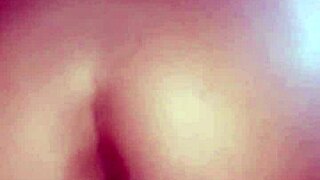 Esta perrita loves riding that cock reverse cowgirl style