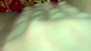 Saudi Arabian Snowwhite In Los Angeles Masturbates With Food Fetish!