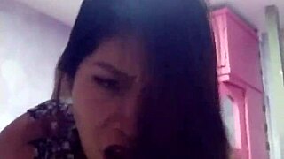 I fuck her hard without removing her skirt 😜