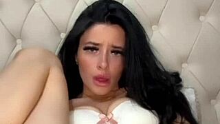 British teen 18+ exchange student solo�masturbation