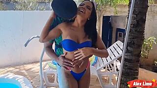 A Safada Gives Her Ass As Payment