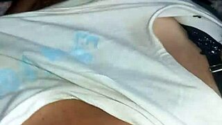 Mulher Casada Infiel Pega Chupando Quando Está Sozinha Em Casa