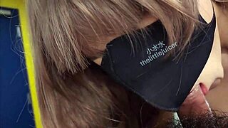 room service asian girl gives perfect blowjob and squirting in hotel 😍