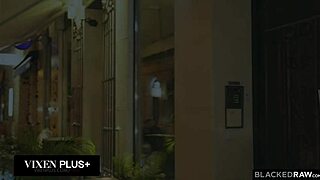 Watch Emiri Momota ride a stranger's BBC?