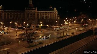 Watch Emiri Momota ride a stranger's BBC?