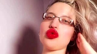 Perfect LIPS RED LIP GLOSS LIPSTICK FETISH FINDOM GOALDIGGER